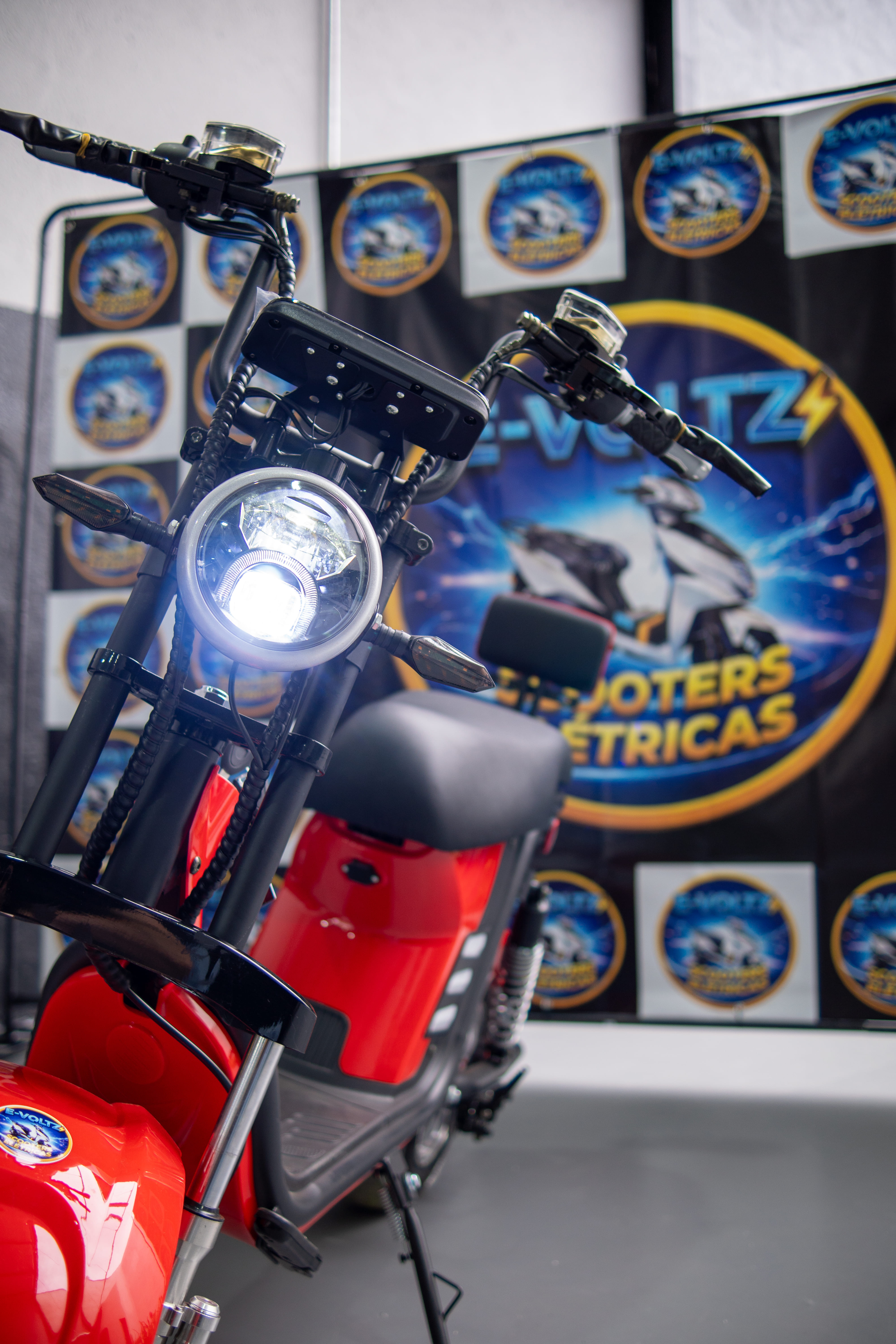 Scooter, moto ou veículo elétrico disponível na E-VOLTZ Taubaté (foto 2)